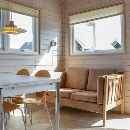 Vakantiehuis 11 *