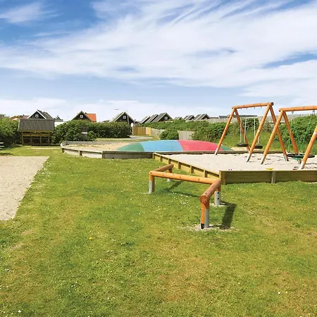 11 * Thyborøn